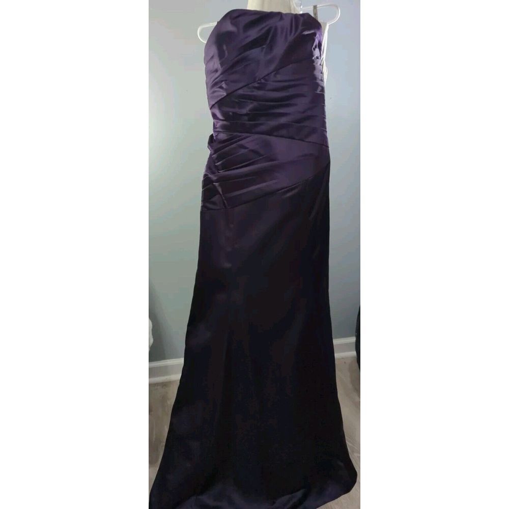 Alfred Angelo Women's Style 7006 Purple Satin Strapless Formal Size 8 NWT 440